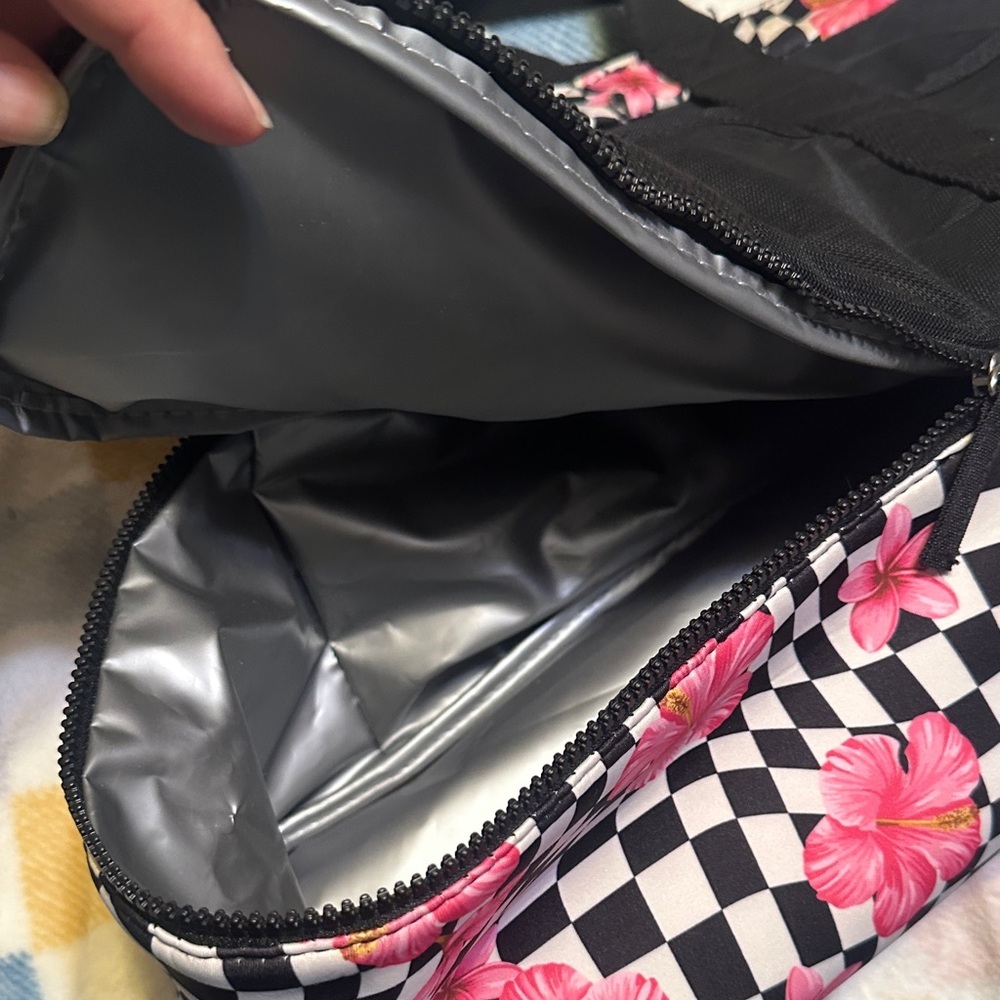Pink Floral Checkered Small Pet Carrier - Picture 6 of 7